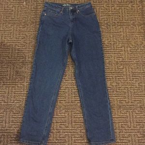 NWOT mom jeans!!